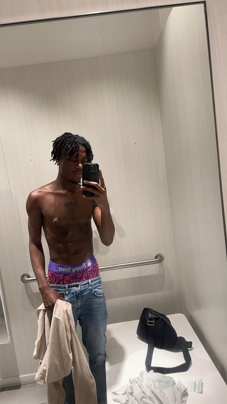 Sinful nova pretty model img