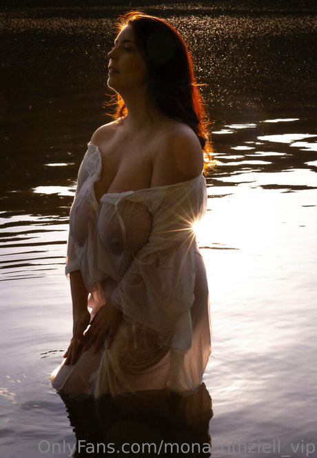 mona offiziell vip pornstar beautiful photos