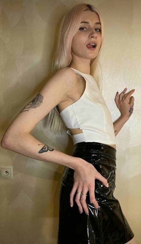 Emma Tender hd pornstar pictures