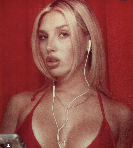 Gigigracee1 star nudes image