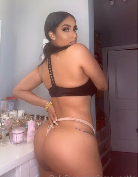 iamsweette star porn galleries