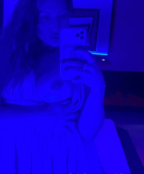 kika poa pretty actress pic