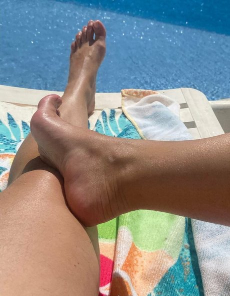 kika poa sexy pornstar photos