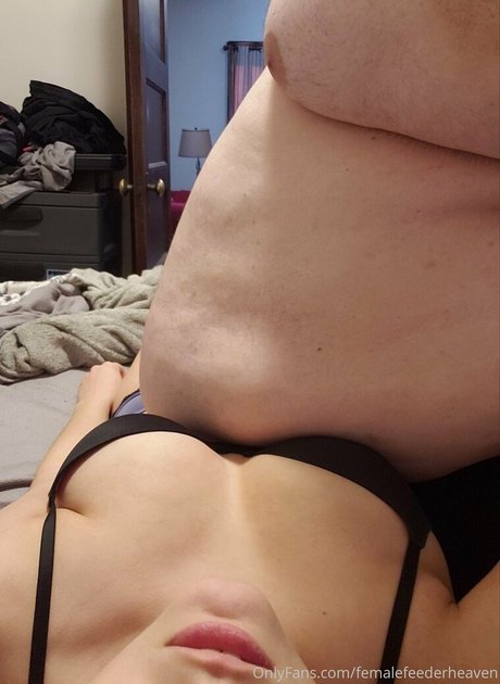 femalefeederheaven pretty star photos