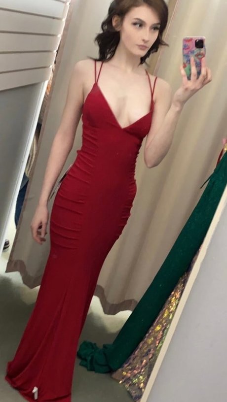 hot teen onlyfans beautiful pic