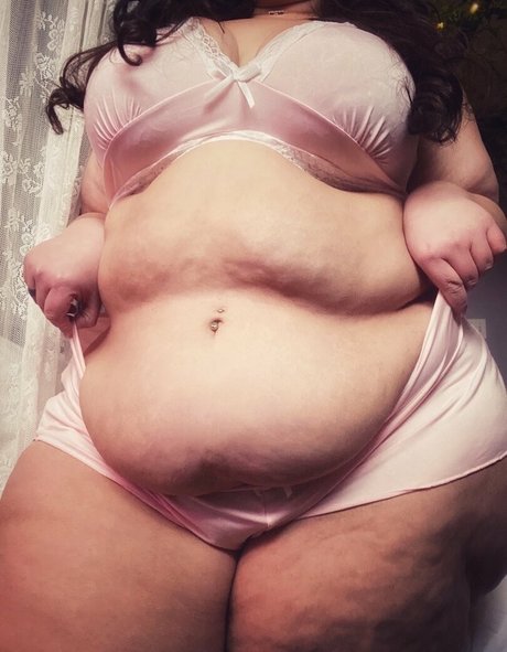 plump princess perfect model photo