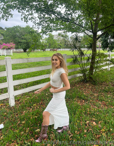 DakotaJane pornstar beautiful pictures