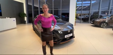 Lisa Rulit naked star photo