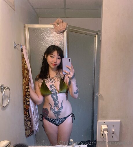 Kumihowitch hot pornstar pic