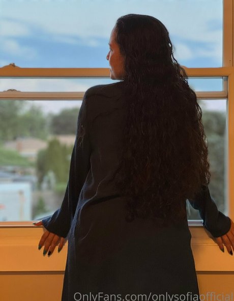 onlysofiaofficial model perfect photos