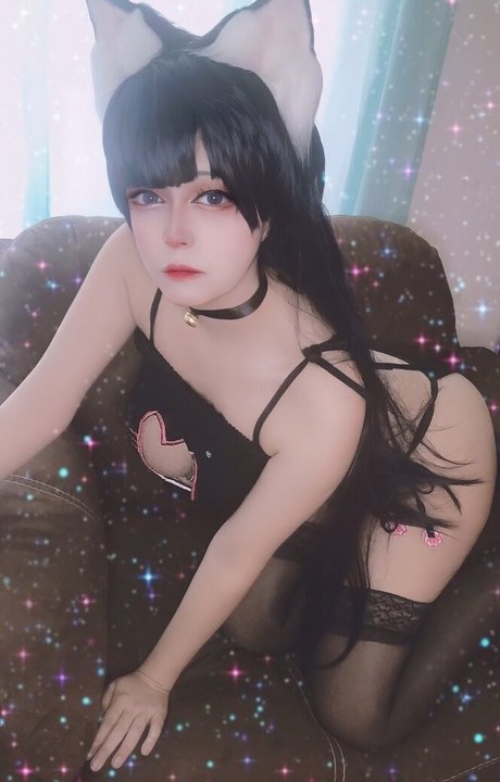 Shiinukicos model hot img