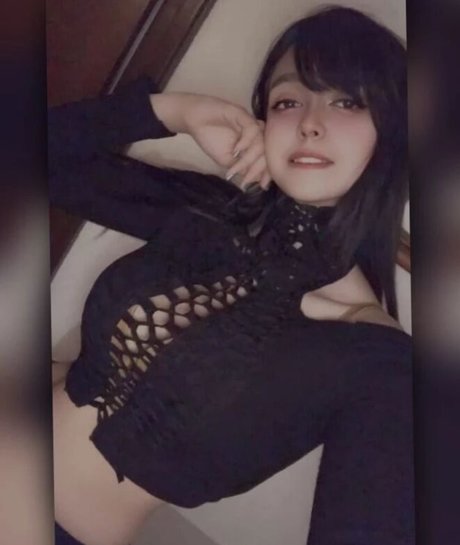 Shiinukicos erotic model photos