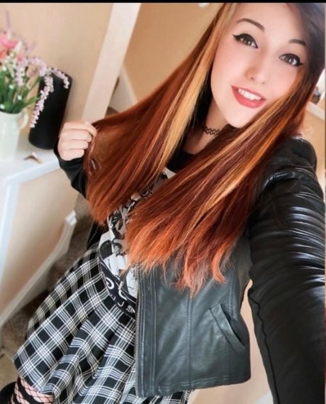 Gamming Bunny xxx star photo