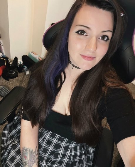 Gamming Bunny star pornographic img