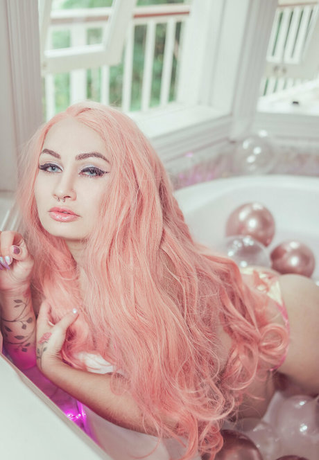 francyfree pretty model pic