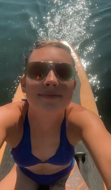 Izziyo14 model adult img