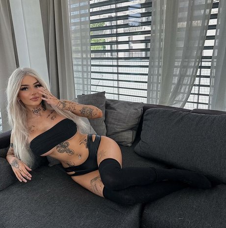 aesthymes model xxx img