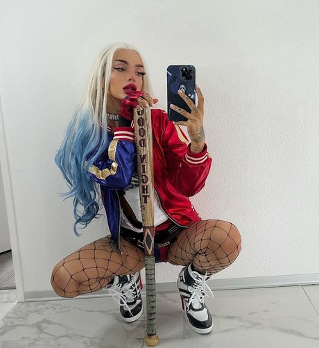 aesthymes art star archive