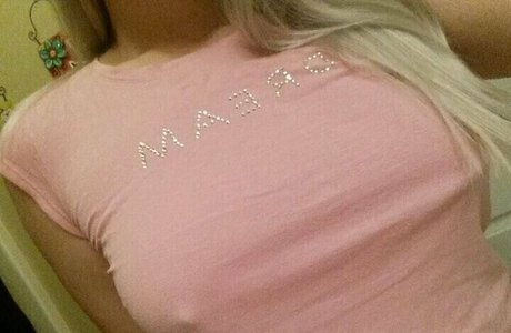 ellirussie sex actress gallery