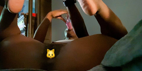 rudumb naked actress pictures