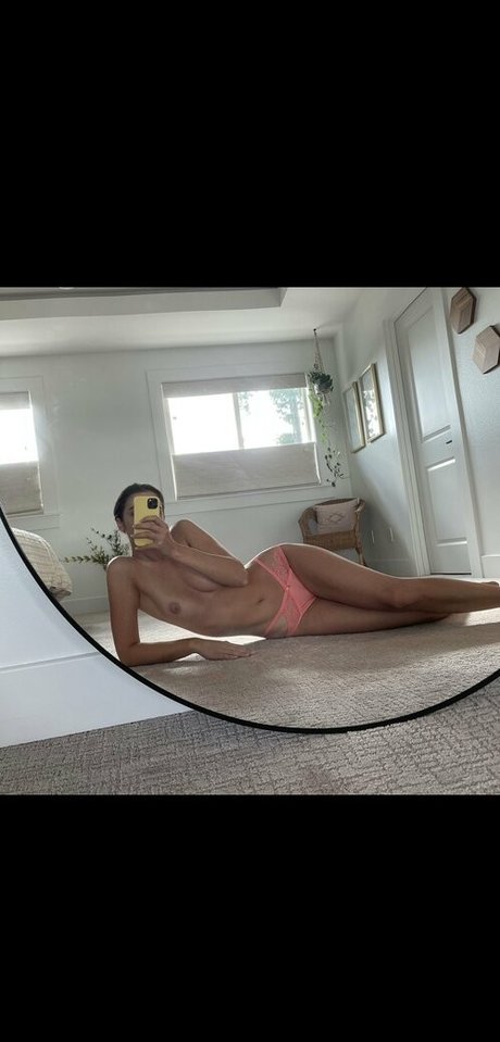 harpers handy pornstar exclusive pictures