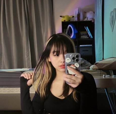 sadparu pornographic actress photo