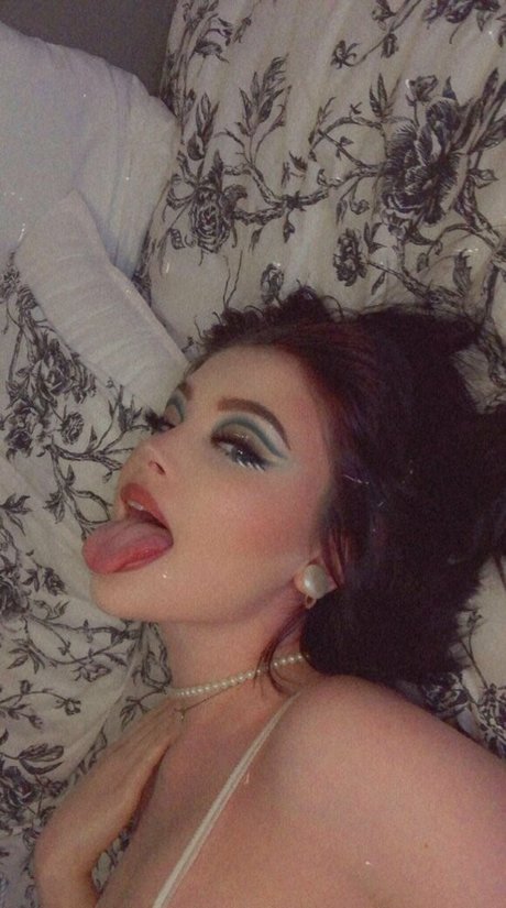 TheBunnyJen actress picture