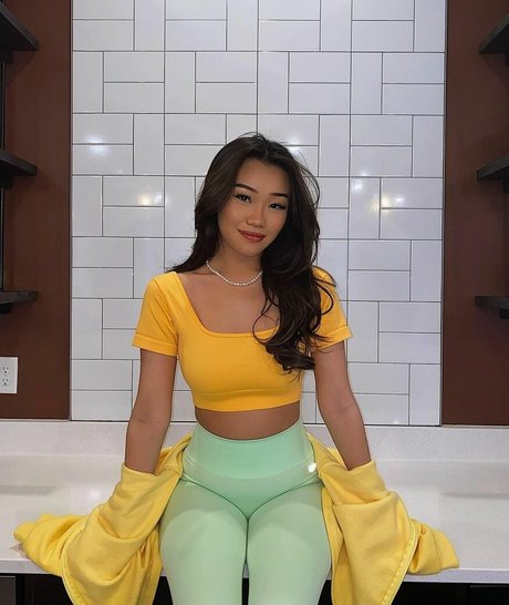 babeychar top actress picture