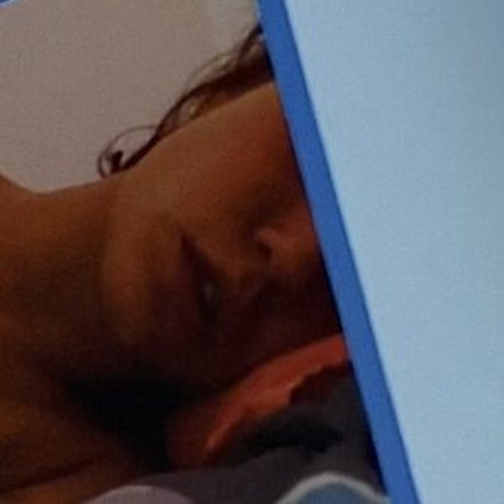 Adele Exarchopoulos beautiful actress image