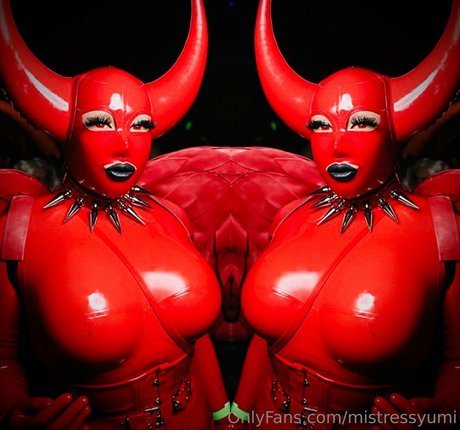 mistressyumi art pornstar img