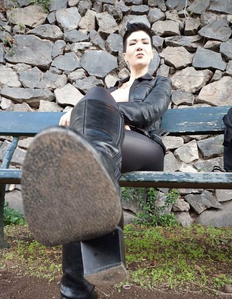 mistressalexandra perfect actress archive