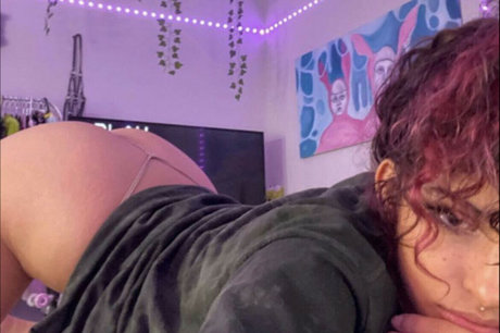 Vswrld model best pics