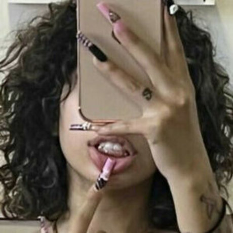 Vswrld model perfect gallery