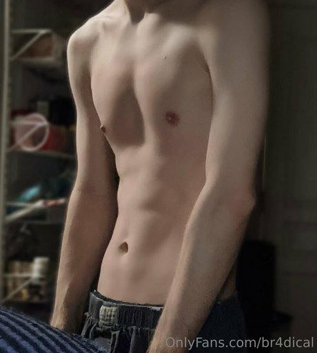 br4dical nude star img