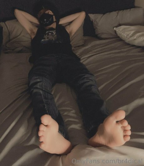 br4dical naked actress pic