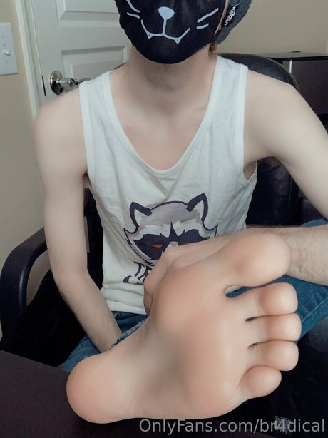 br4dical art actress photos