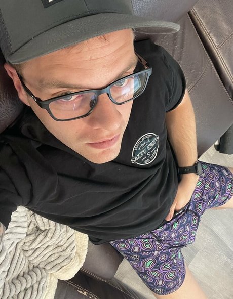 heyitskalen star picture