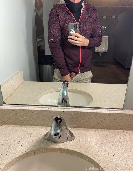 heyitskalen xxx star photo