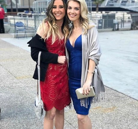 Liz Wheeler xxx model photo