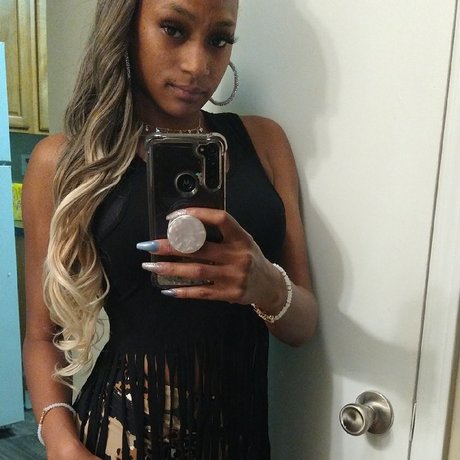 Lula May erotic star pics