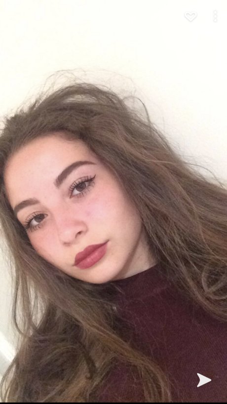 MizukiHinata hot pornstar images