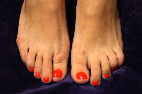 Ladygodivafeet200 nudes actress image