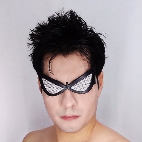 Luiz Con Z Cosplay sexy model images