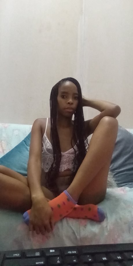 Salmina Nqokwe nude actress picture