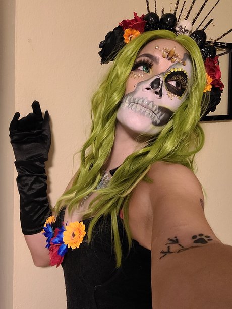 DULCECLANDESTINA19 pornstar free pics