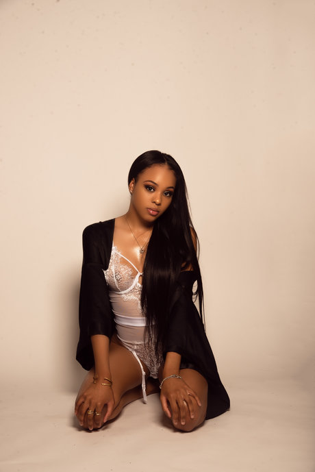 Caryn pornstar nudes picture