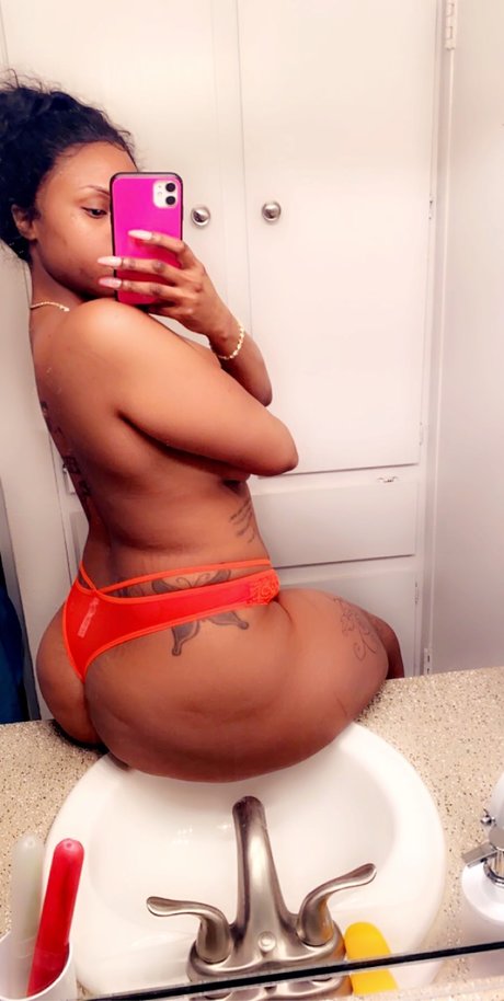 iiambuttaflyy free star archive