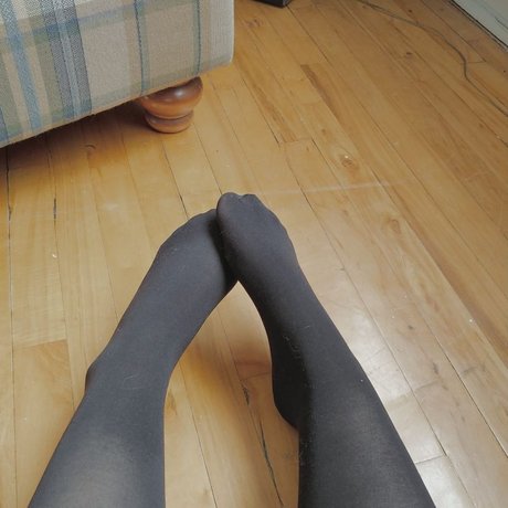 tinyfeetandtoes model adult images