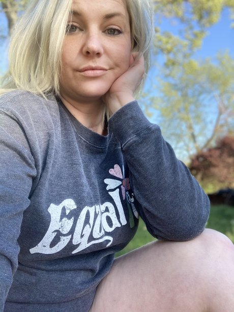 Dicksonmama star porn archive