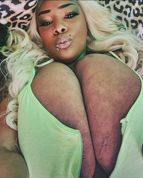 granny big tits onlyfans xxx image